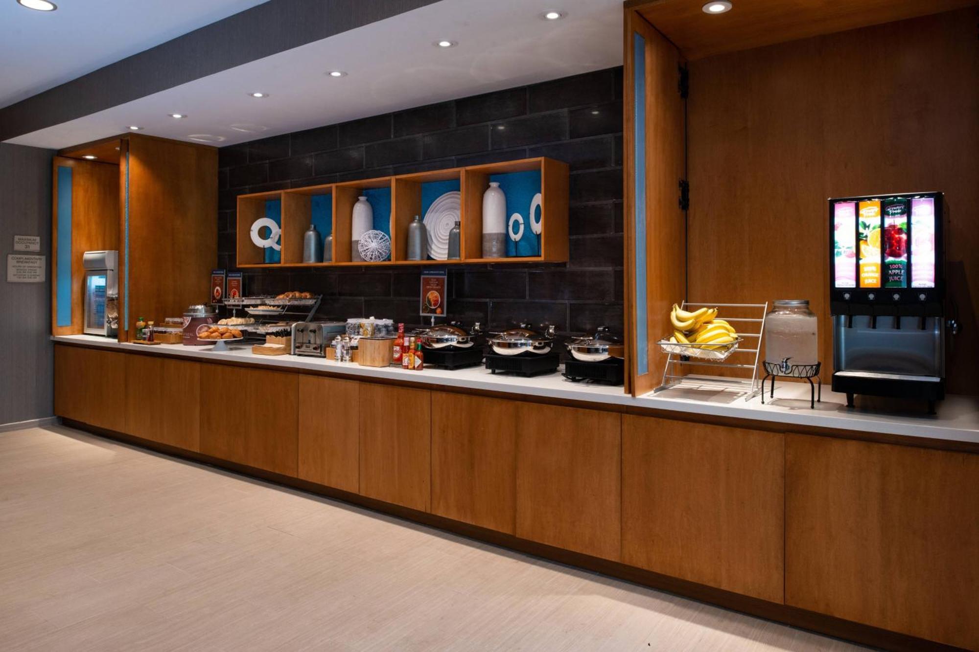 Springhill Suites By Marriott Elizabethtown Buitenkant foto